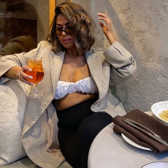 100% linen tan blazer - Picture 1 of 7